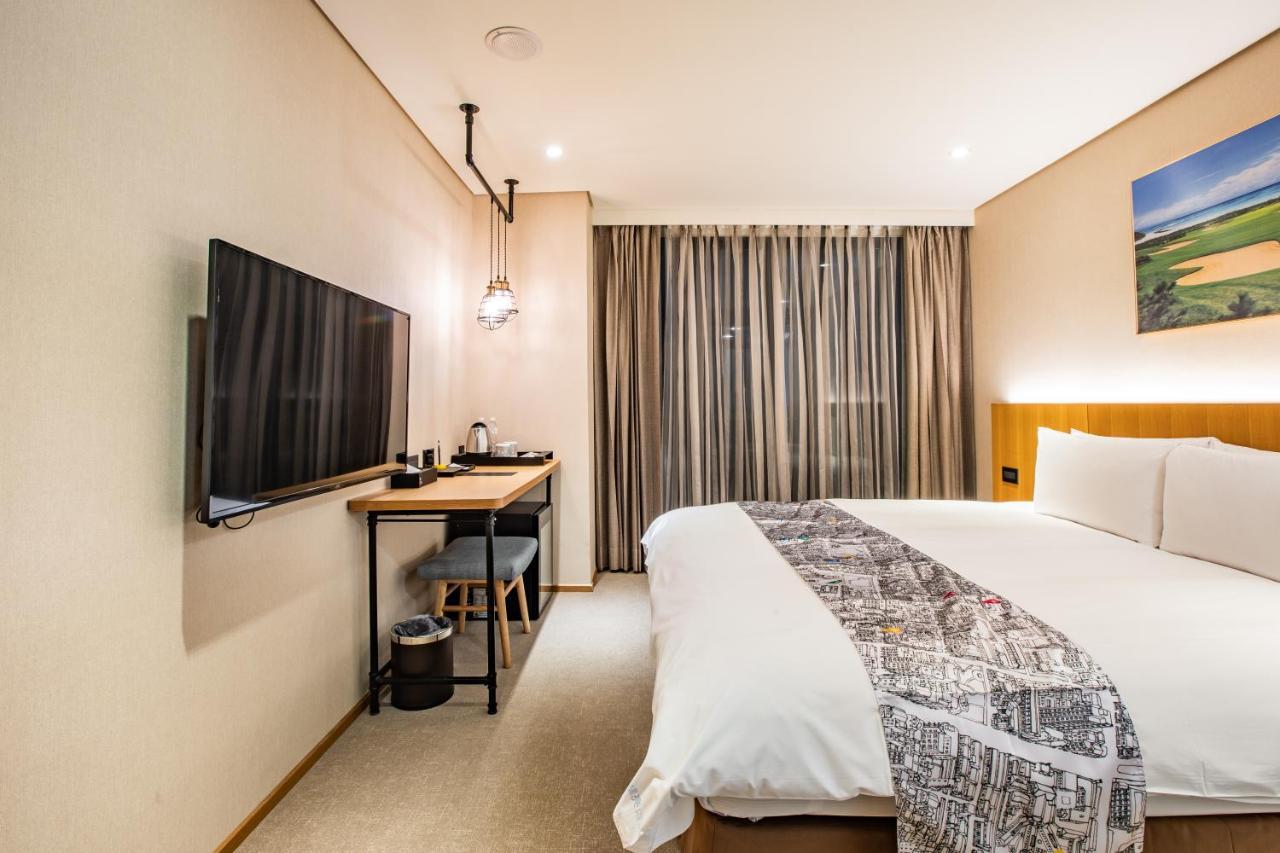 Mega Hotel Csiaji Kültér fotó