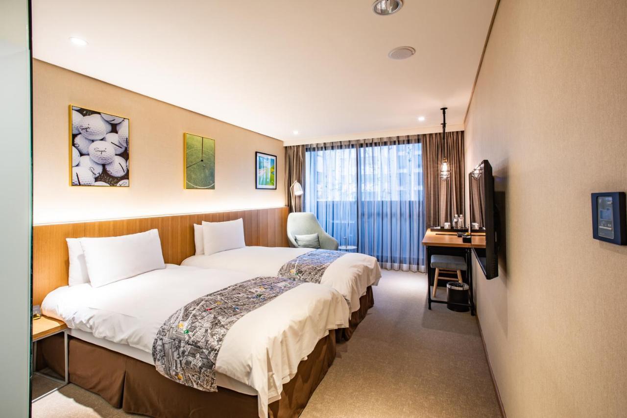 Mega Hotel Csiaji Kültér fotó