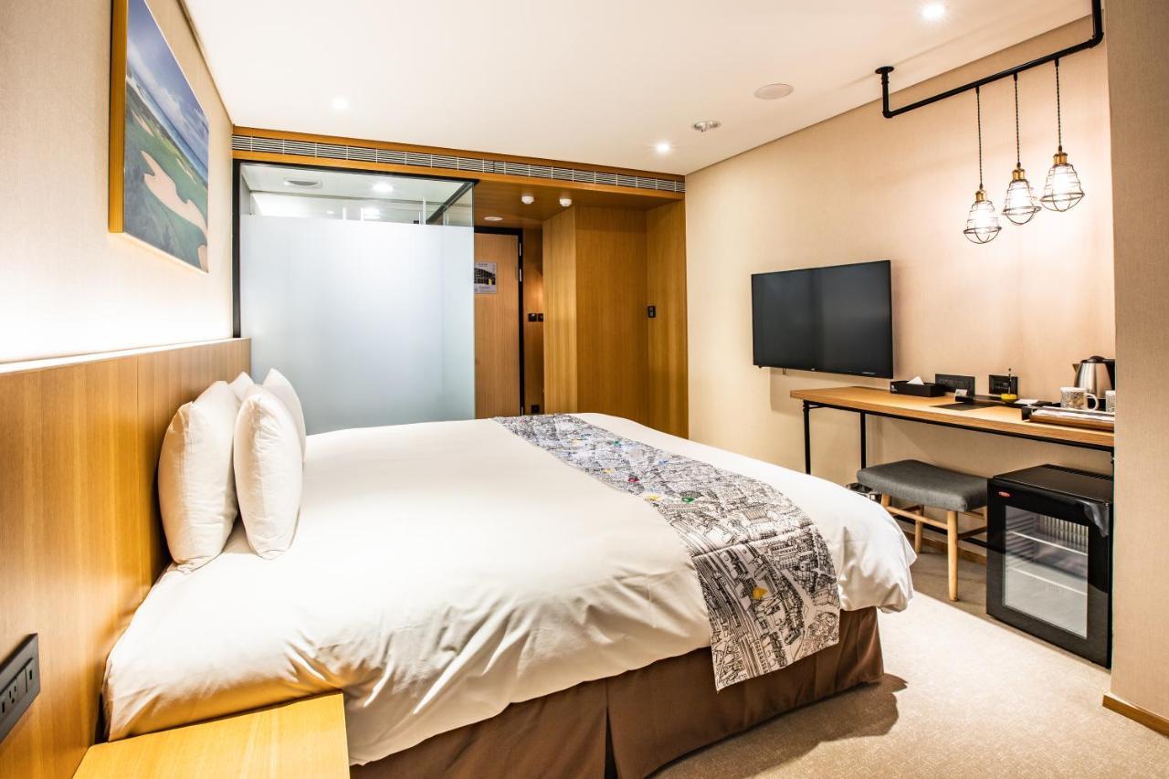 Mega Hotel Csiaji Kültér fotó